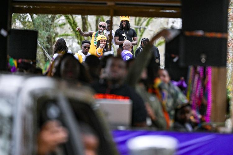 Beads fly for annual Clinton Mardi Gras parade East Feliciana