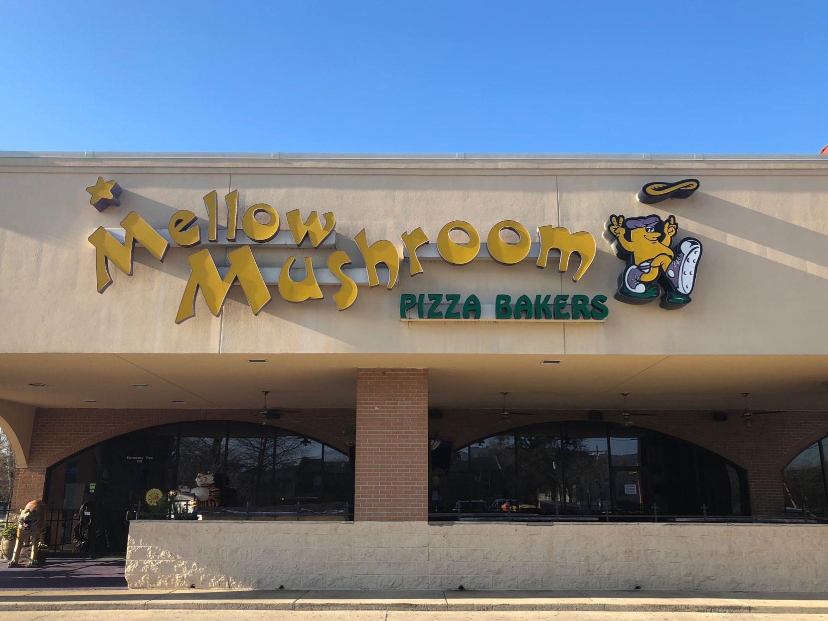 Mellow Mushroom Mr Ronnie S Close Locations Near Lsu Campus