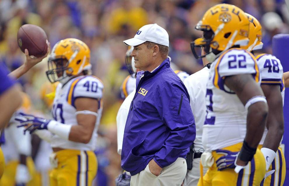 Video: LSU coach Les Miles talks William Shakespeare and the Tigers _lowres