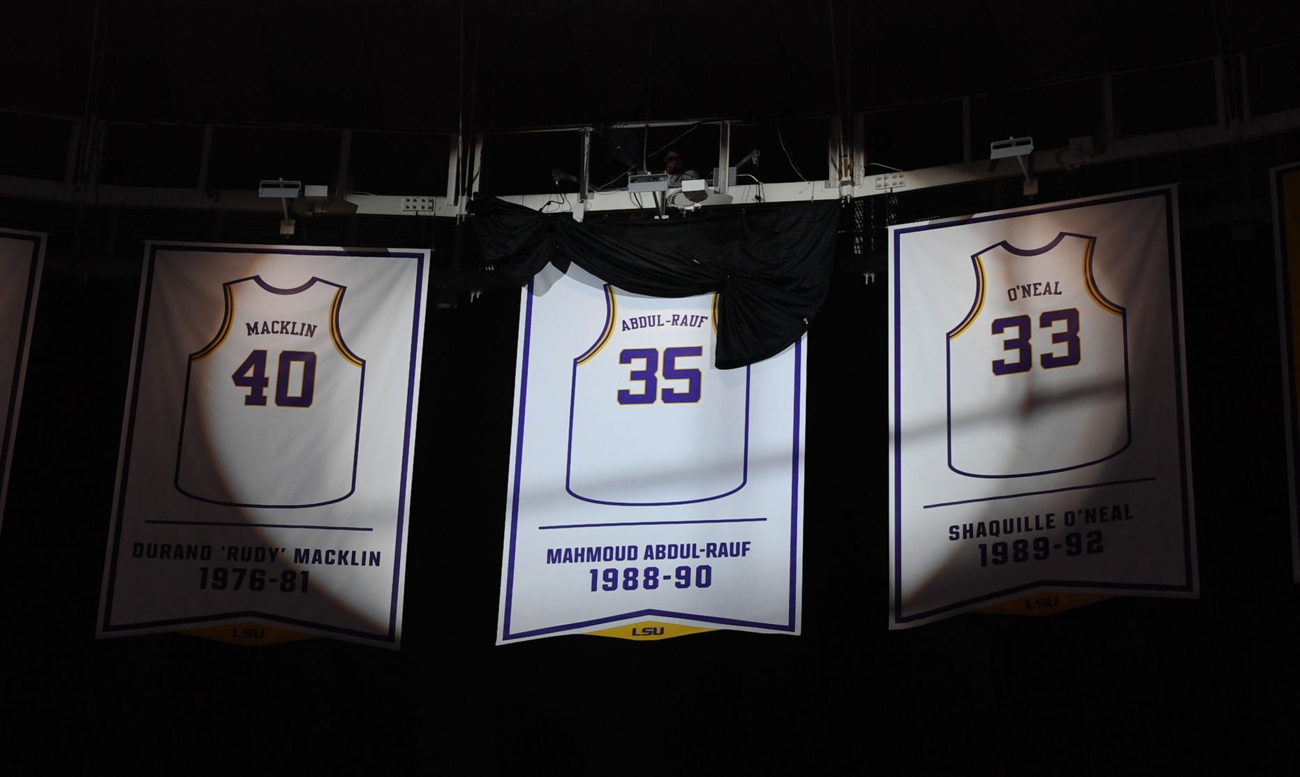 shaq retired jersey