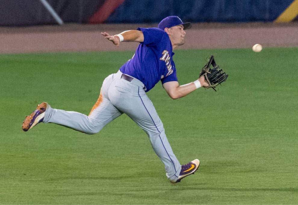 ‘This team’s special’ LSU baseball rallies past Florida, 53, in