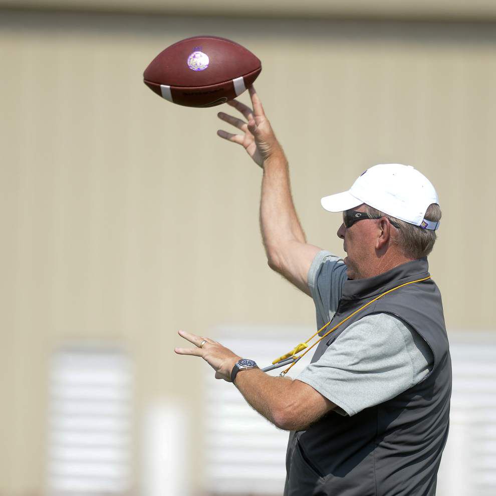 LSU offensive coordinator Cam Cameron: Anthony Jennings' best spring; Brandon Harris transforming; Leonard Fournette 'most improved' _lowres