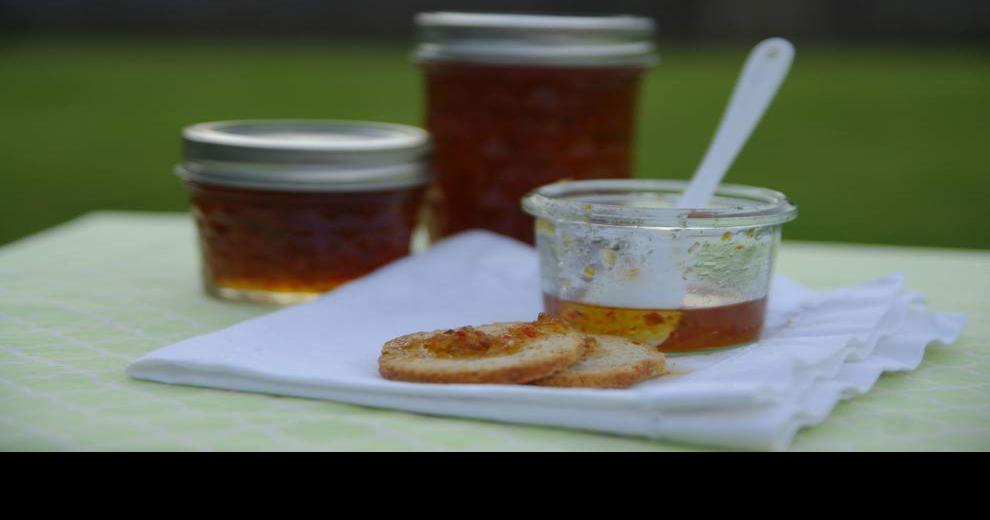 Pepper Jelly Vinaigrette Entertainment/Life