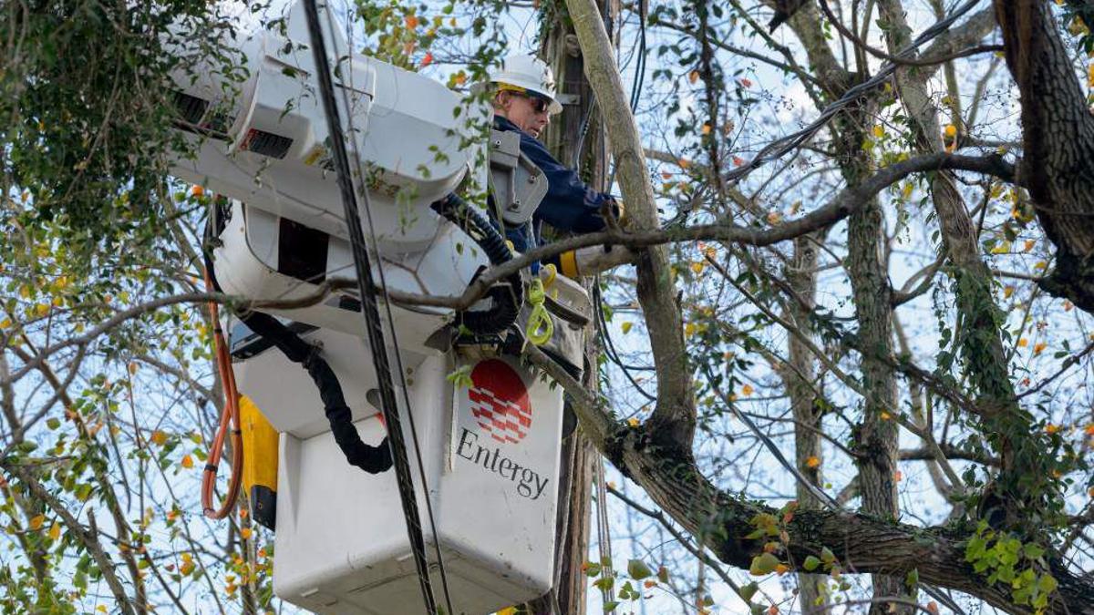 More Than 8 600 Without Power In Hard Hit St John 2 740 In Orleans Parish News Theadvocate Com