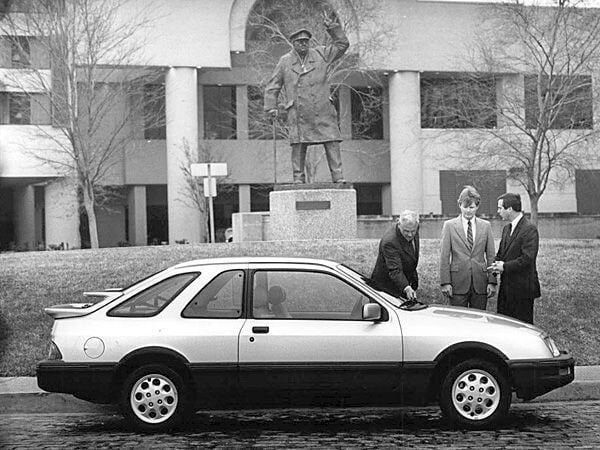 New Orleans and its cars: 63 vintage photos of how we rolled back in the day