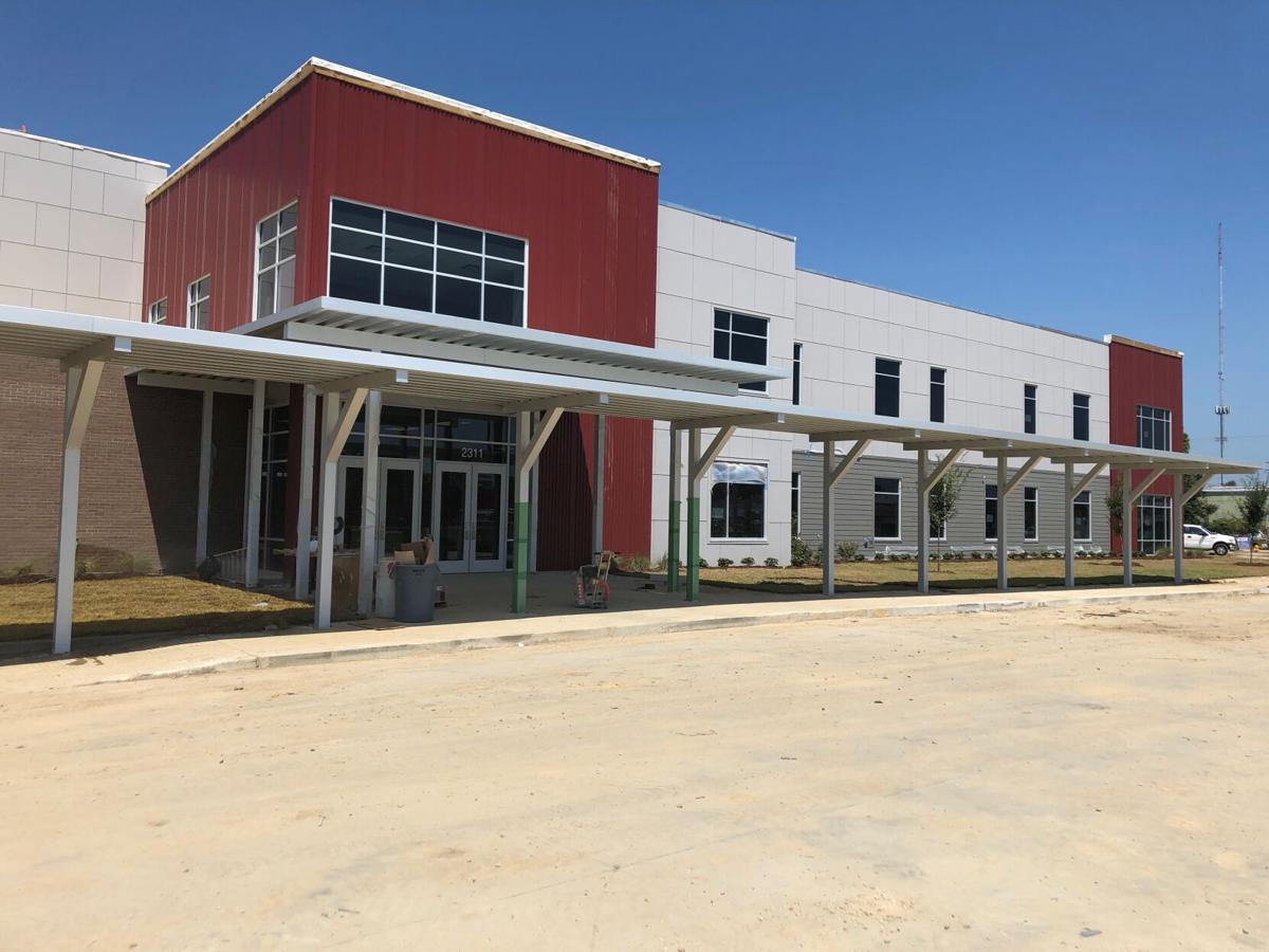 Two sparkling new Baton Rouge schools cost 44M, but their 1st days are
