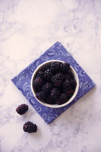 Blackberries2.JPG