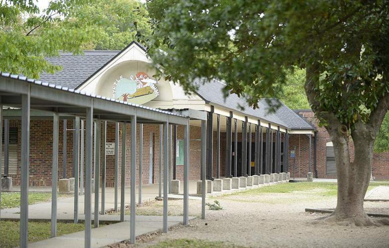 Lafayette School Board to consider making Myrtle Place Elementary the