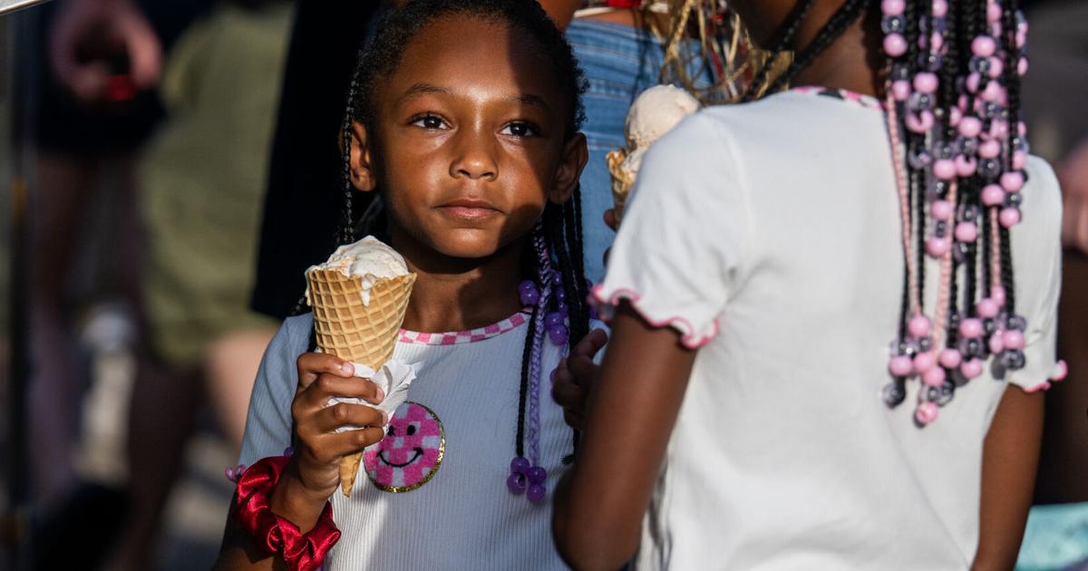 Photos: Food Truck Round-up at the Rowe