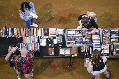 BR.wildbookbazaar.adv.07.JPG