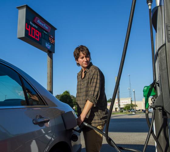 Despite high gas prices, Memorial Day travel expected to reach pre