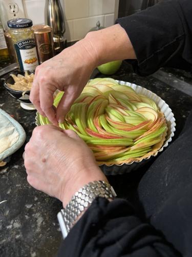 Michelle Risher apple frangipane tart pie Michelle Rabin Jan Risher | Entertainment ...