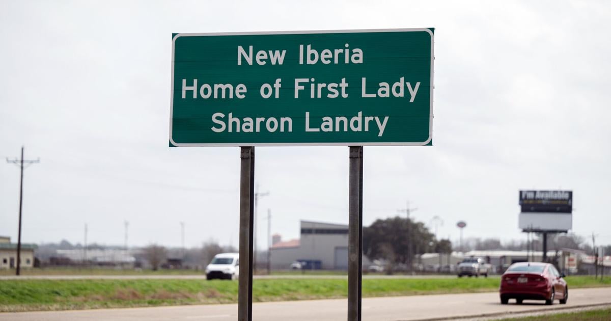 First Lady hometown signs appeared in New Iberia. Questions on cost ...