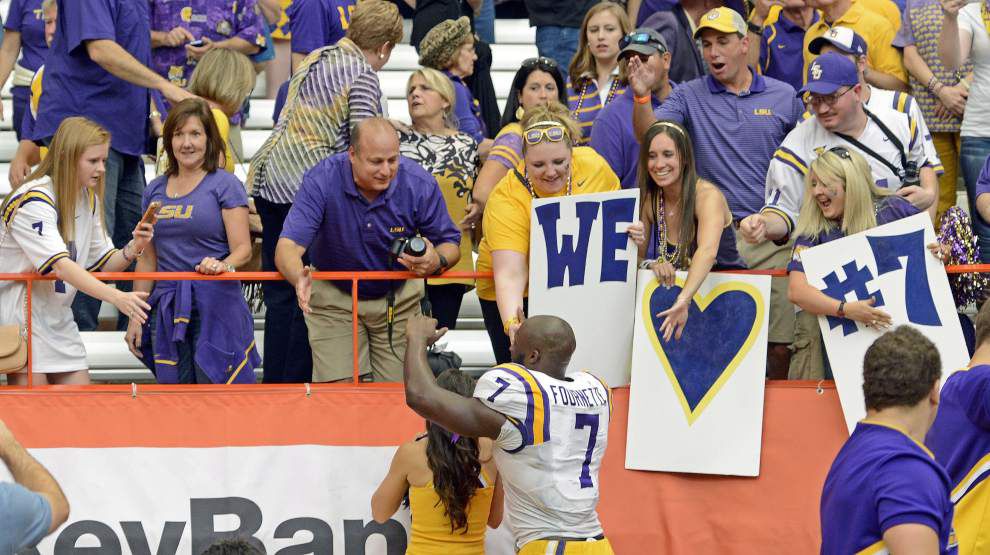 Former LSU Running Back Leonard Fournette Changes Jersey to No. 7 - Sports  Illustrated LSU Tigers News, Analysis and More.