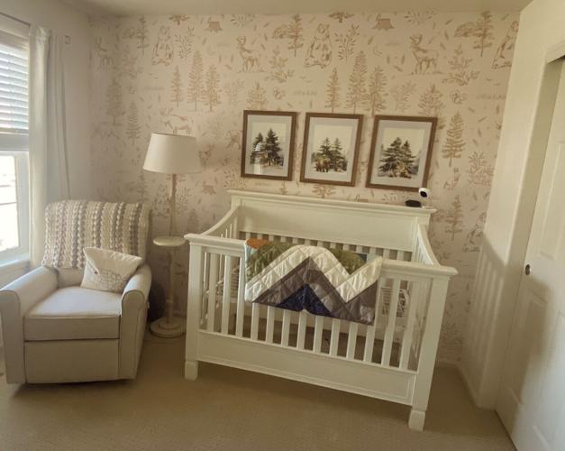 Here's what to know before trying wallpaper in your interior ...