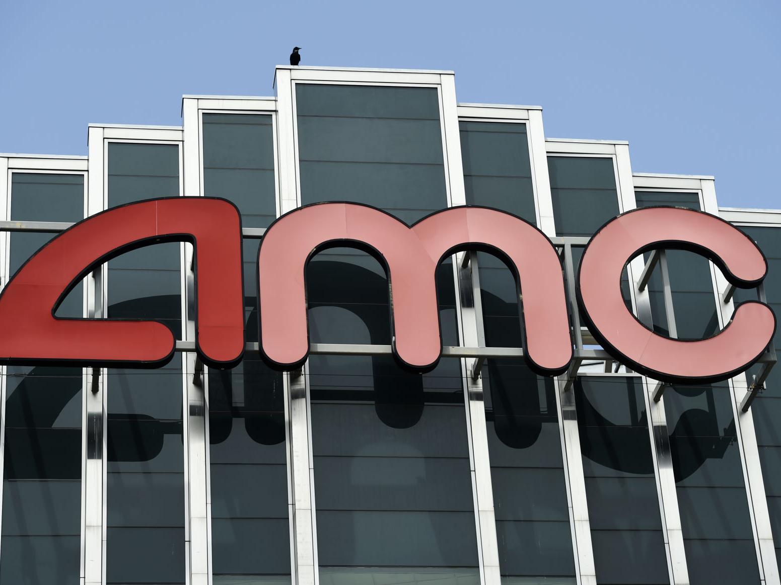 Amc Theatres Reopening In Baton Rouge Aug 27 But A Week Earlier In New Orleans With Retro 15 Cent Movies For A Day Business Theadvocate Com