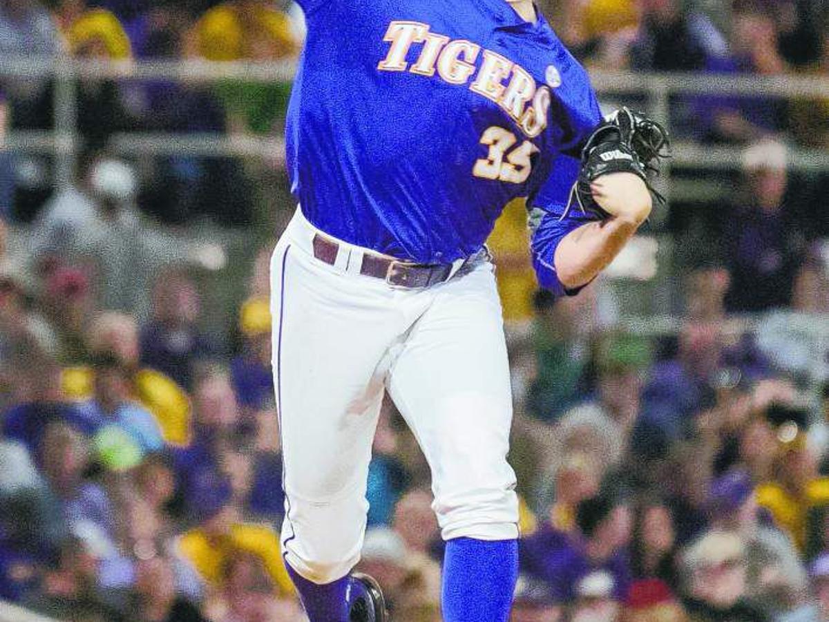 A Freshman Sure If You Say So Lsu Rhp Alex Lange Leads Rookie Heavy Super Regional Lsu Theadvocate Com
