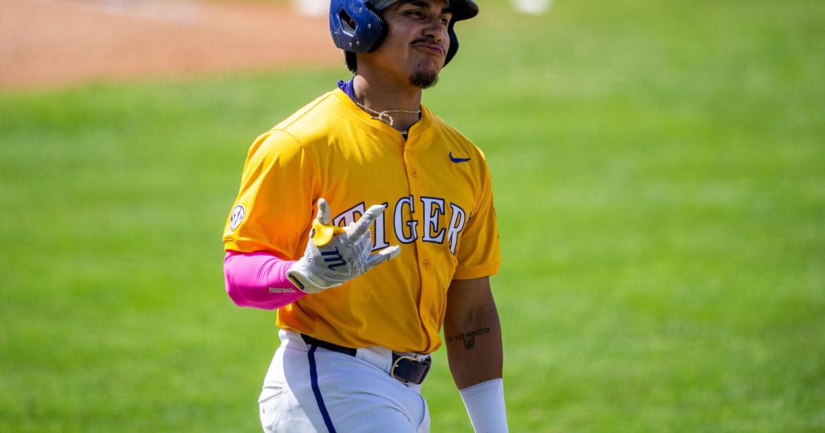 Watch: LSU's Steven Milam hits 1st career grand slam in Game 1 vs. West Virginia