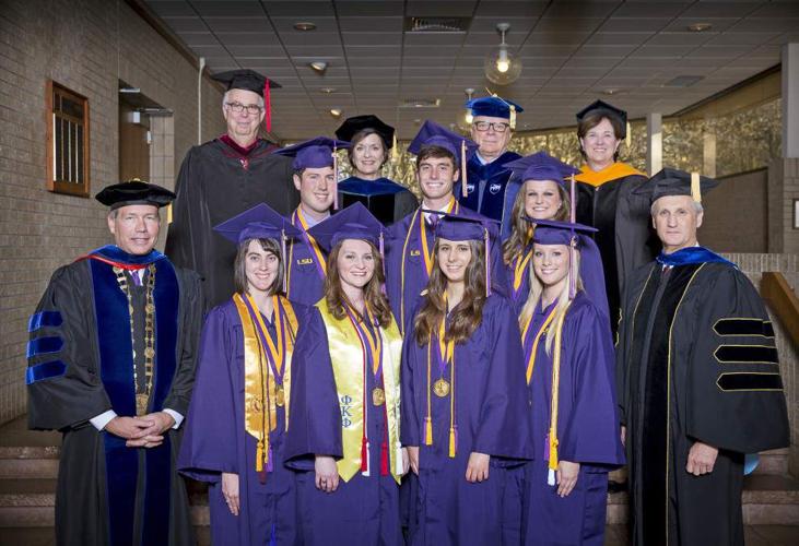 Photos Lsu Manship School Of Mass Communication Graduation News 