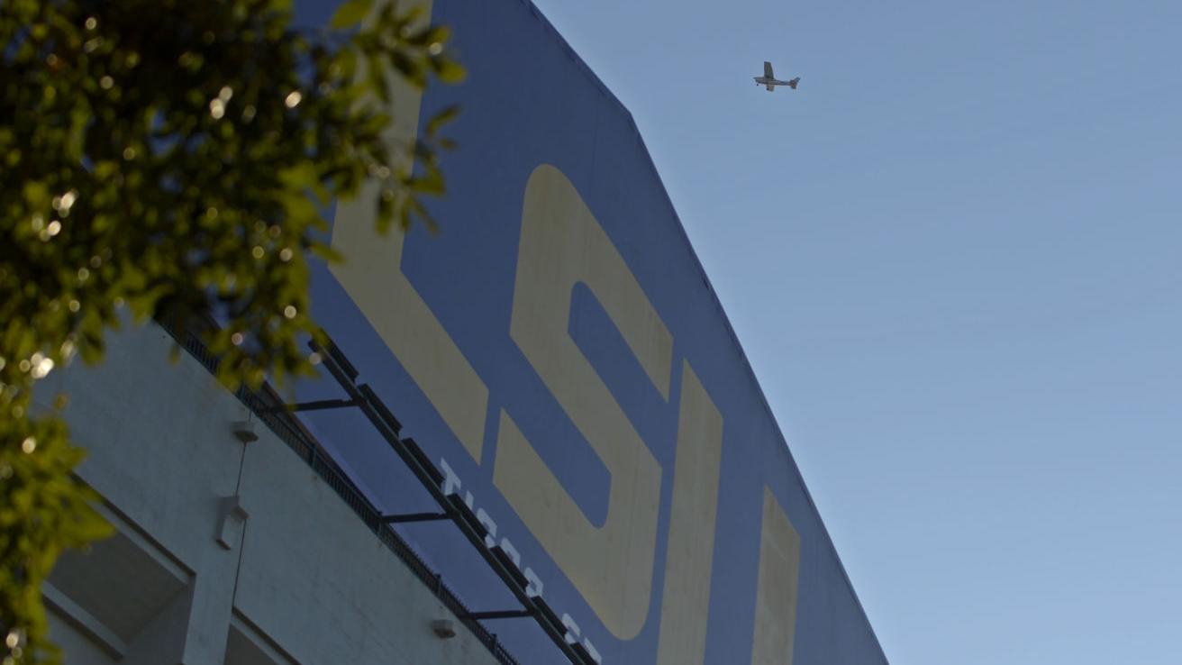 lsu calendar 2021 spring