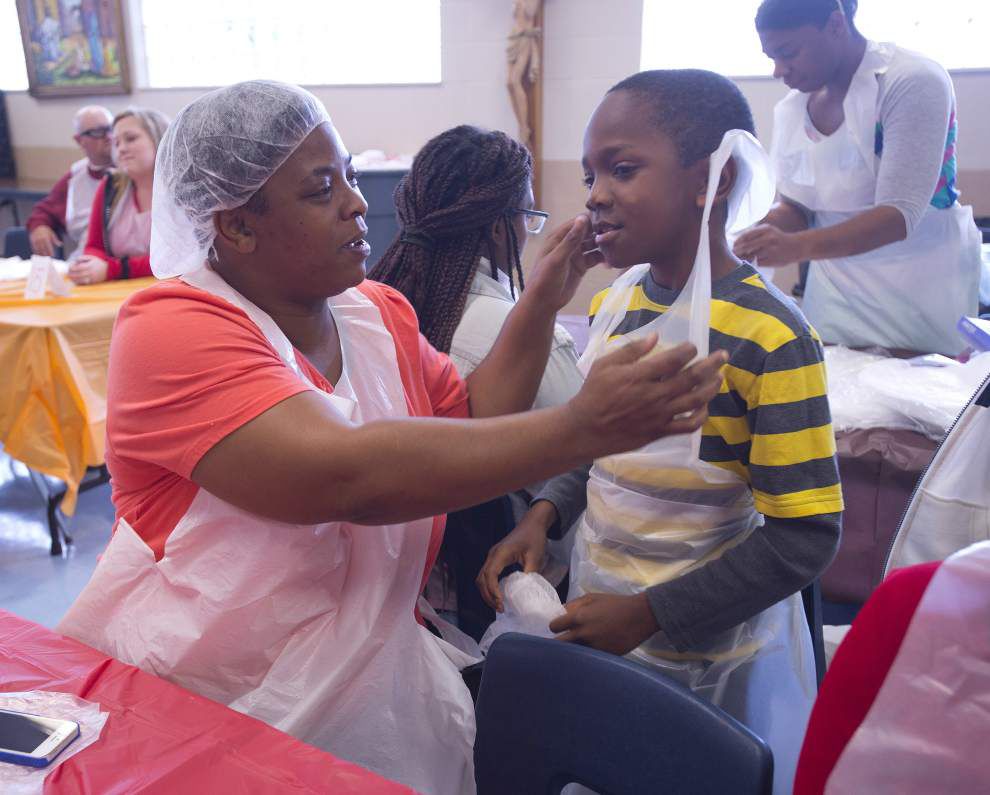 Photos: Thanksgiving at Society of St. Vincent de Paul _lowres