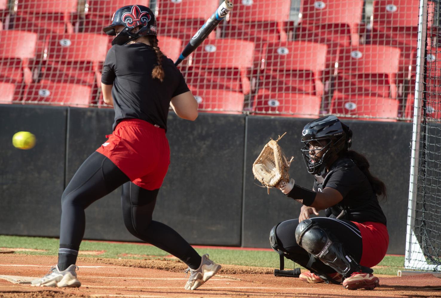 2024 UL Ragin' Cajuns softball roster UL Ragin' Cajuns