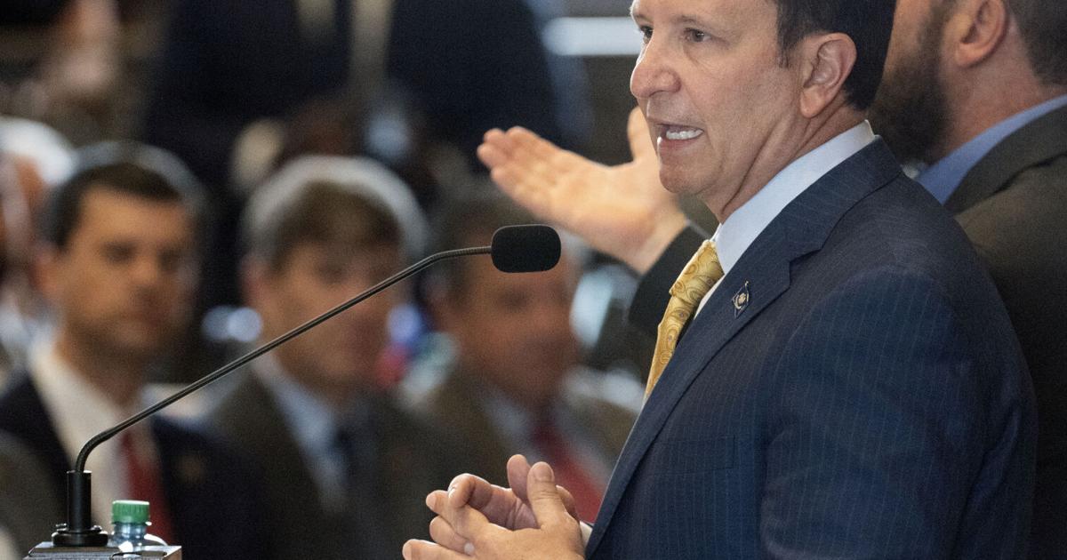 Jeff Landry's plan to draft new state constitution faces opposition in 1st public hearing