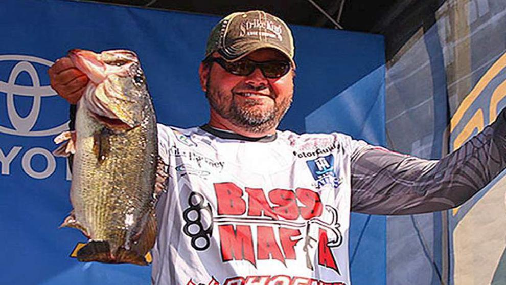 Kevin VanDam announces 2023 professional fishing season will be his last