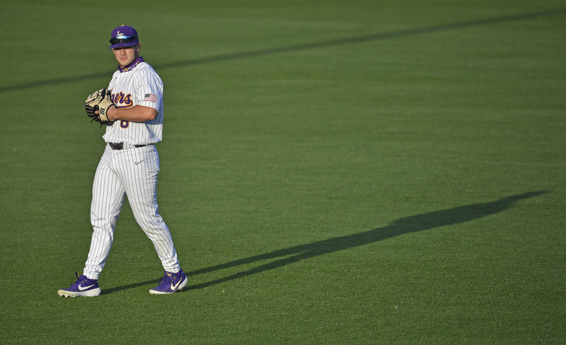 Starting outfielder Gavin Dugas returns to LSU after passing through