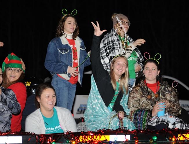 A night Christmas spectacle rolls in Livingston Livingston/Tangipahoa