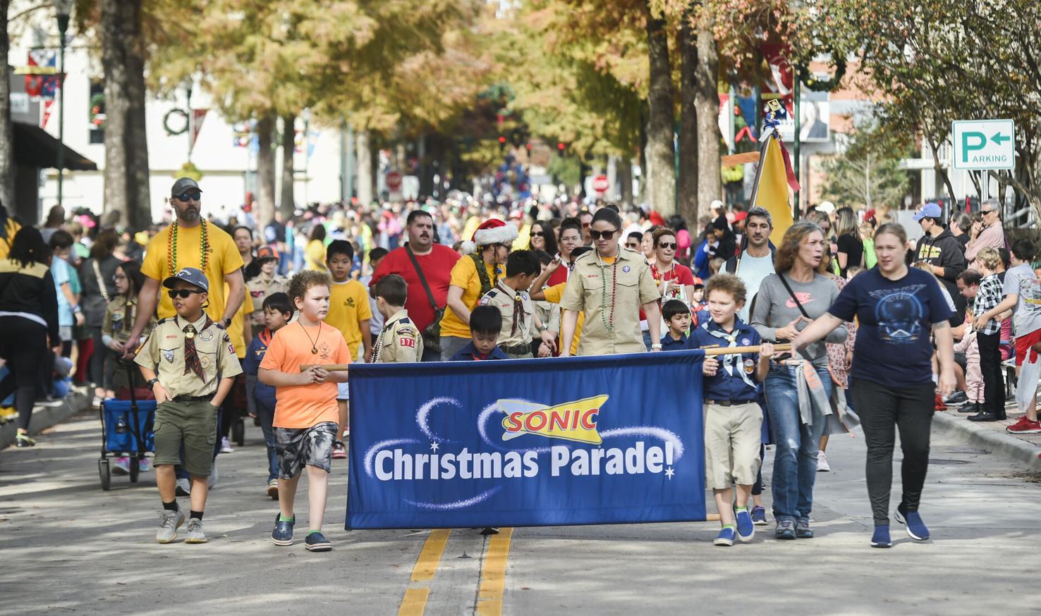 Photos Sonic Christmas Parade Photos