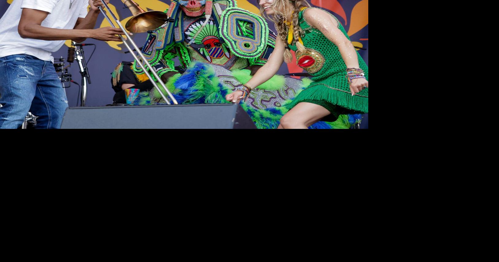 How did Lauren Daigle end up on the Super Bowl pregame show? Trombone ...