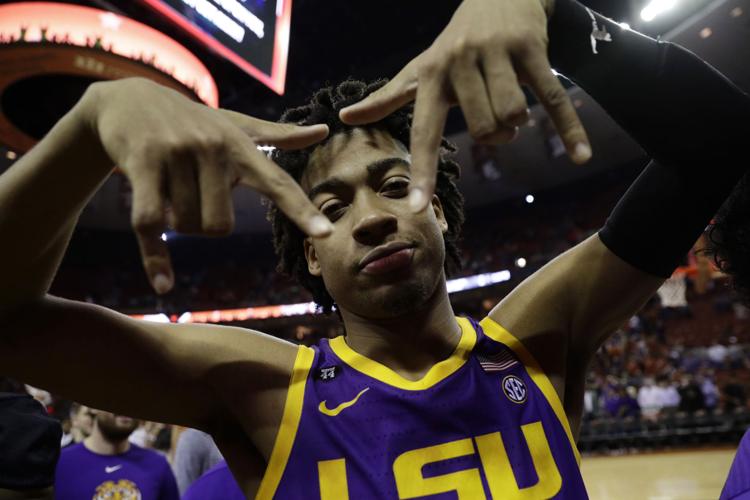 LSU men's basketball climbs back into AP top 25 with eightgame winning