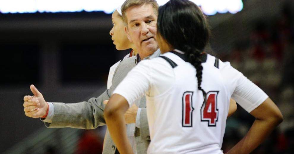 Louisiana Lafayette Women s Basketball Team Looks To Become More louisiana-lafayette-women-s-basketball-team-looks-to-become-more