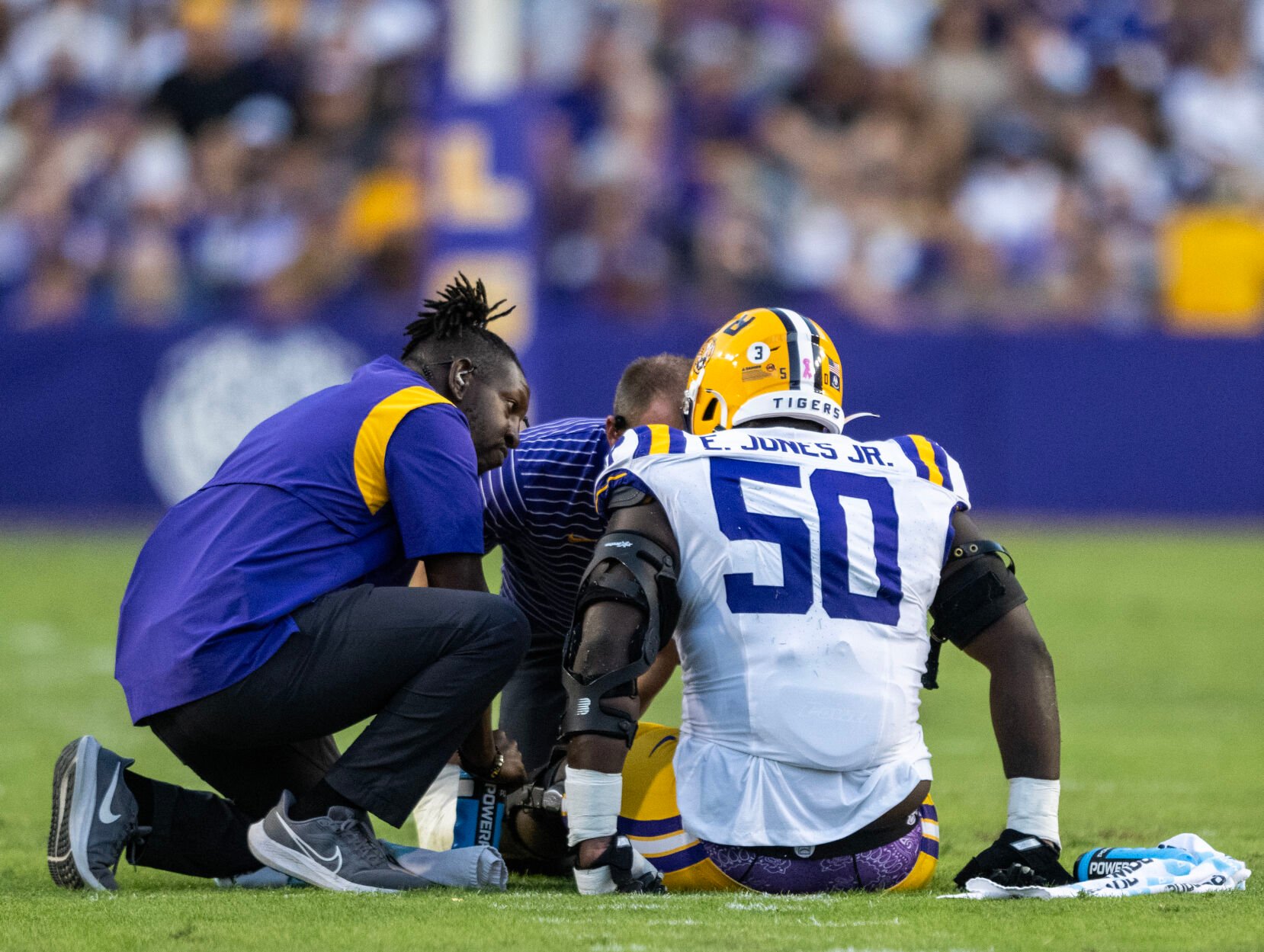 LSU RT Emery Jones Sprains Ankle In Auburn Game | LSU | Theadvocate.com