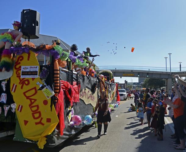 Photos Baton Rouge Halloween parade rolls downtown Photos