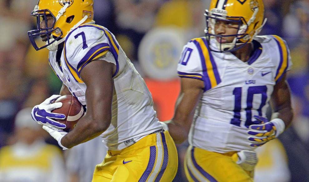Photos: LSU takes on Ole Miss _lowres