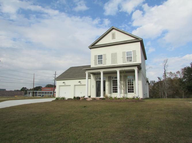 Hilltop Place in Southdowns 4521 Drive Real Estate