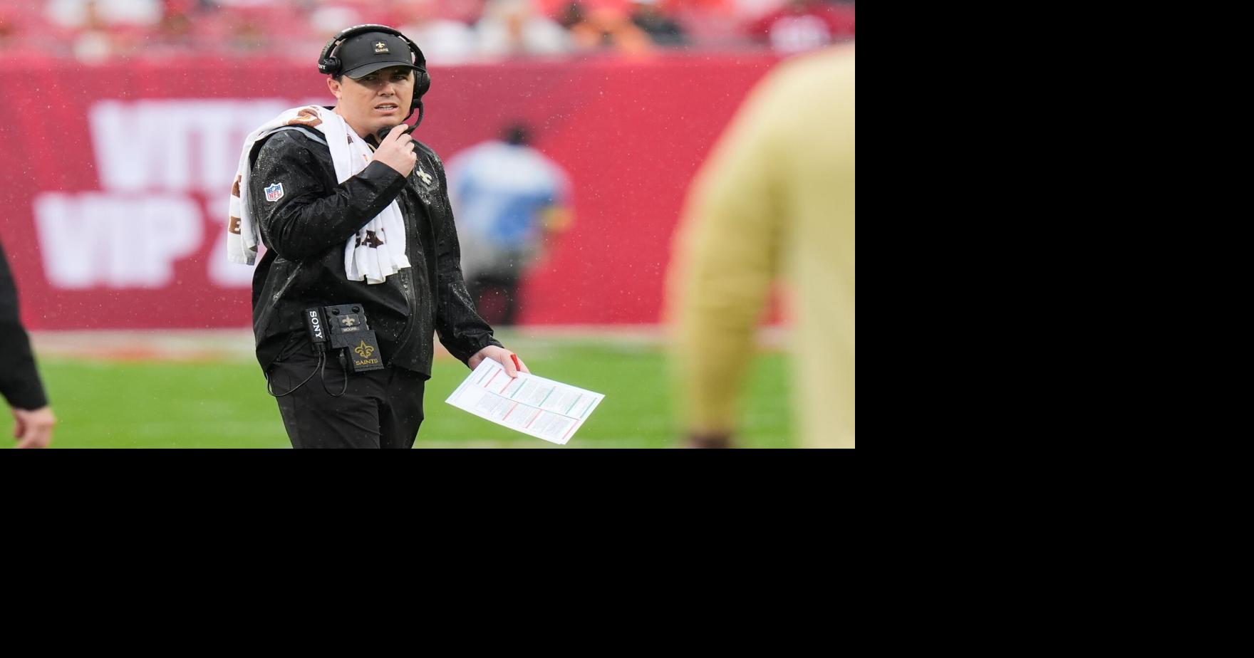 Saints coach Kellen Moore explains why he didn't challenge controversial ...