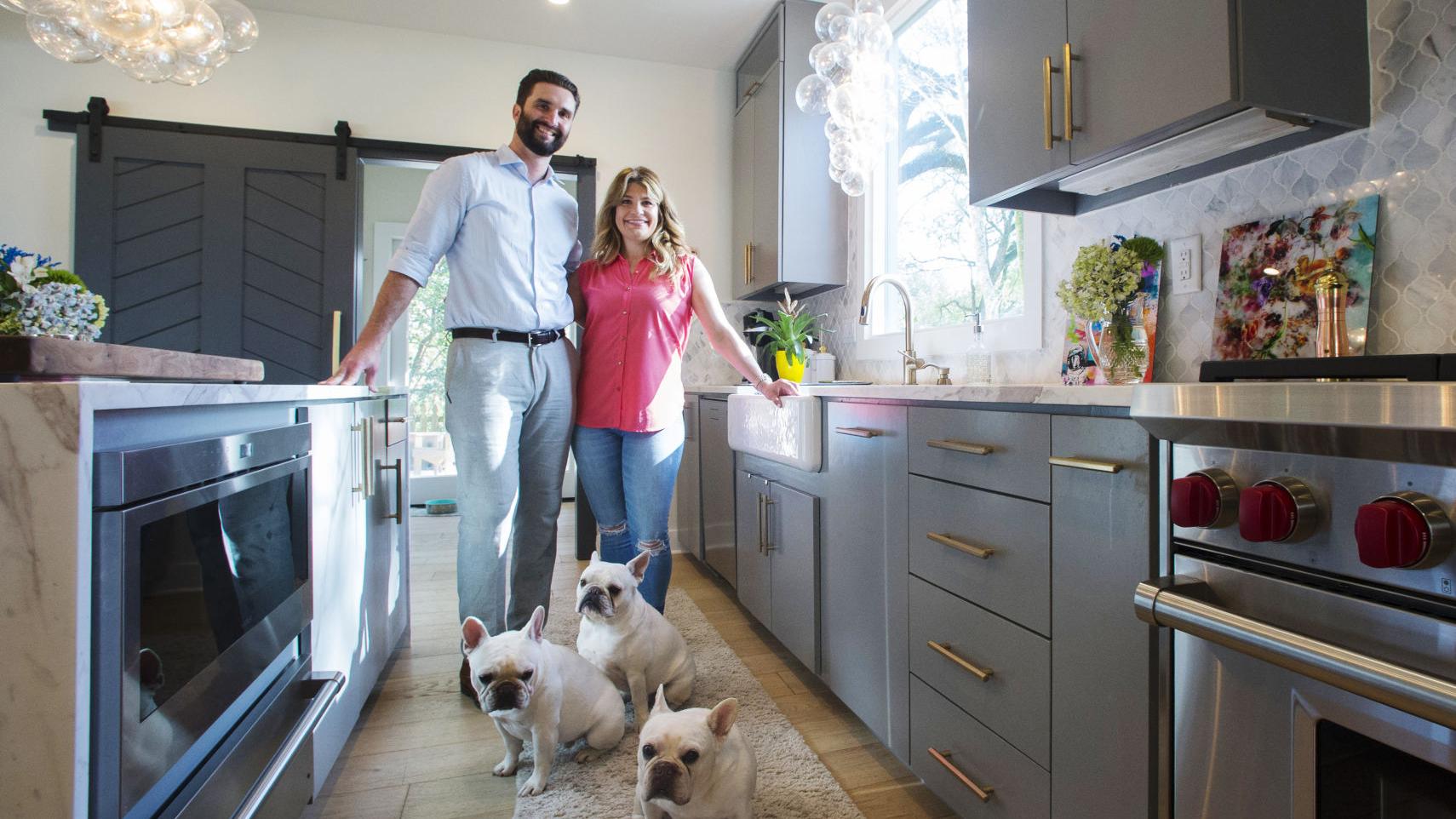 Modern Family A Career Couple Restores A Kitchen To Contemporary Glory Acadiana Home Theadvocate Com