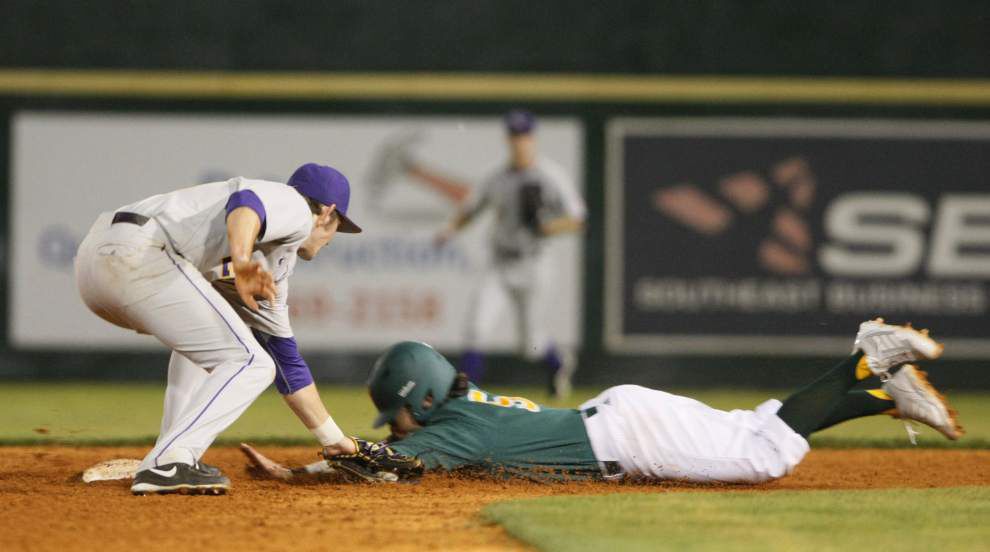 LSU baseball postgame: Tigers win 7-3 _lowres