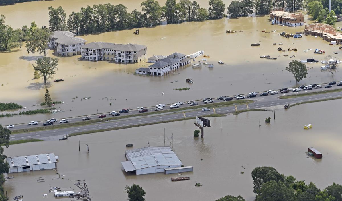 Day4FloodingAerials bf 0140.jpg