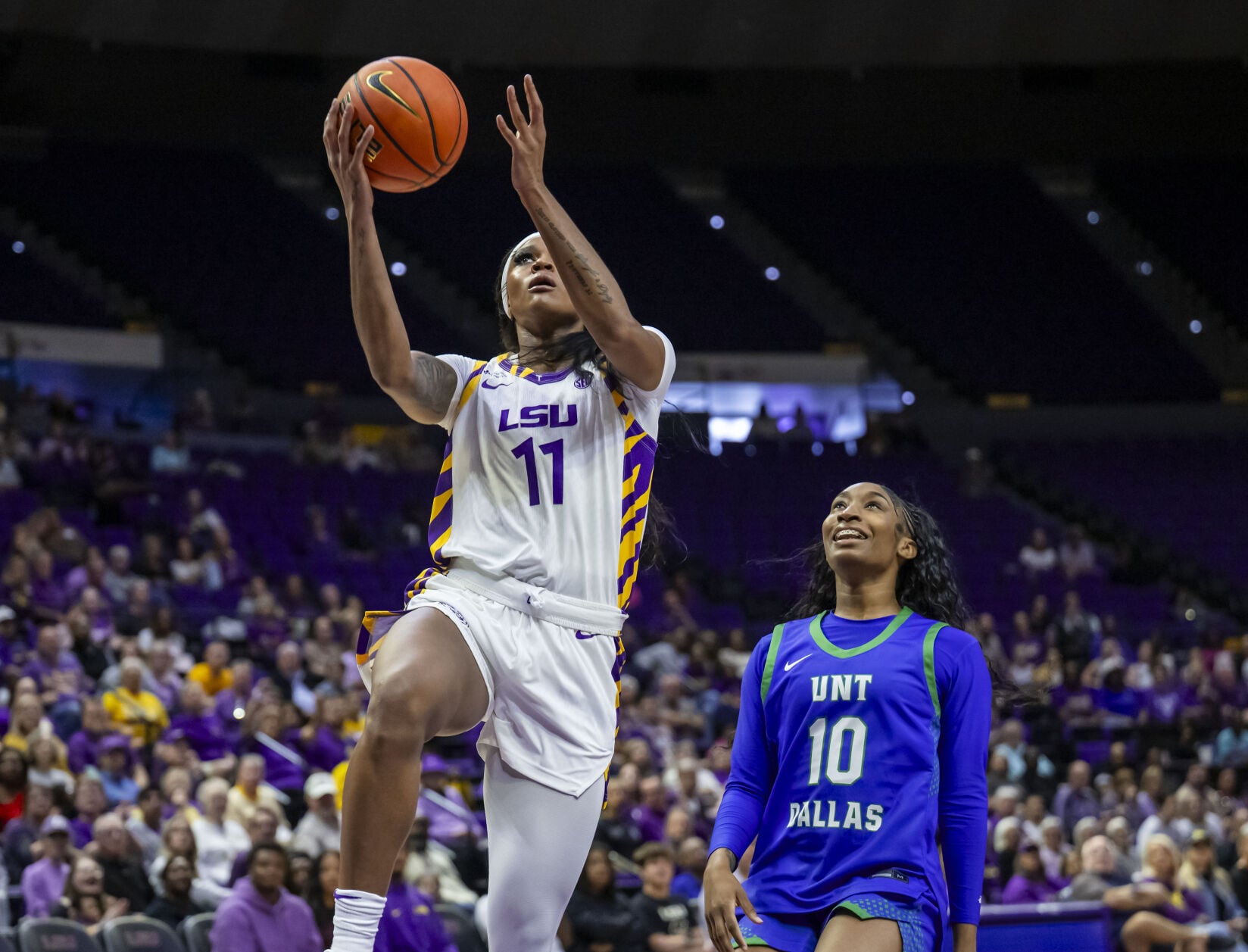 NO.lsuwomen.102326_3843 MJ.JPG