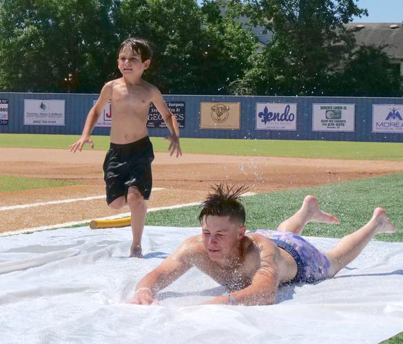 Zachary High coach hosts summer baseball camp Zachary