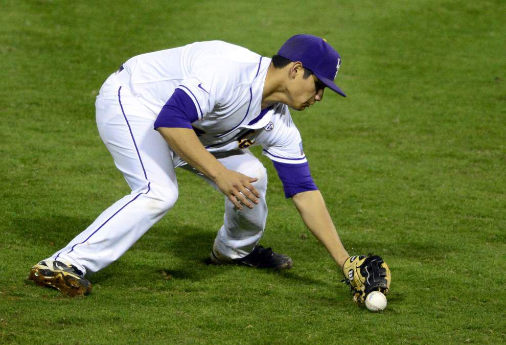 LSU pitchers combine for three-hitter in 6-0 win against Grambling _lowres