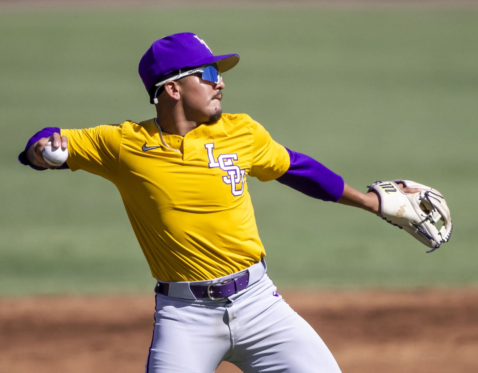 BR.lsufallbaseball2.adv_2383 MJ.JPG