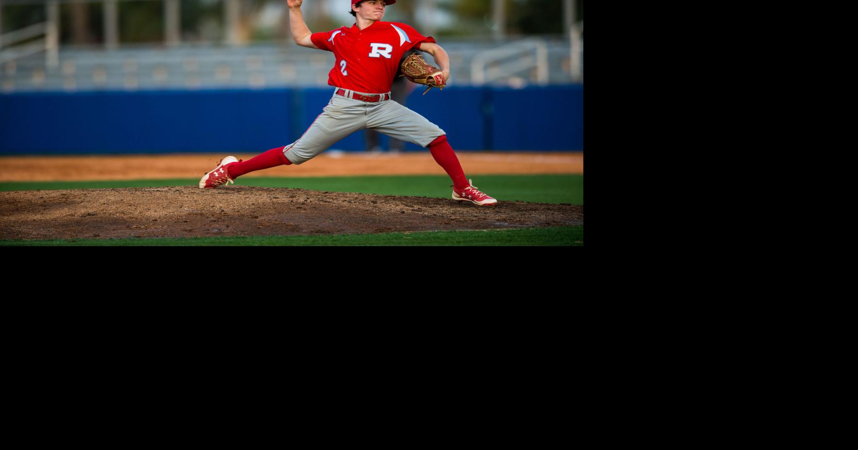 Rummel's Zach Cook battles his way to a 7-4 victory over Brother Martin ...