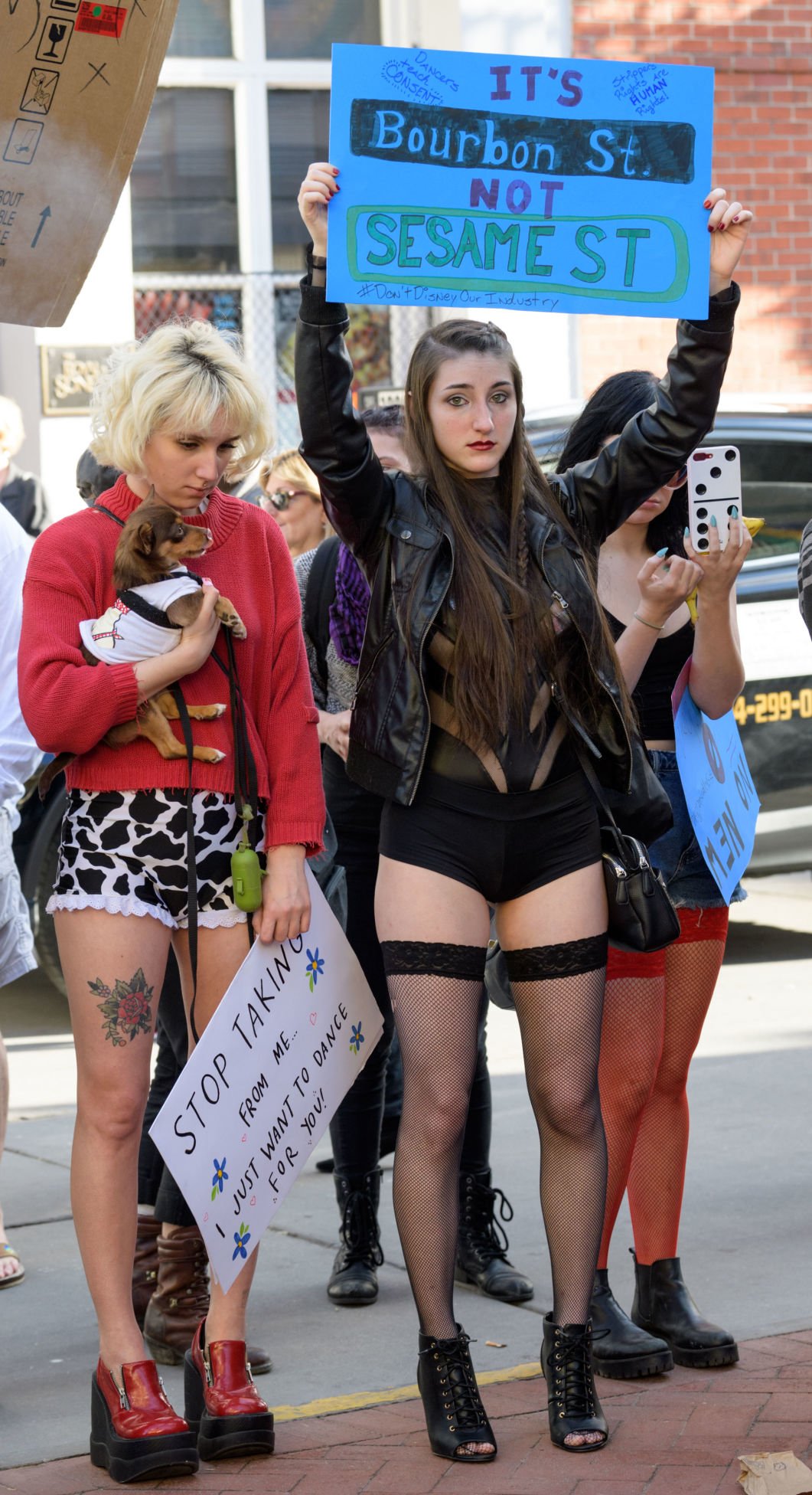 new orleans gay bars strippers