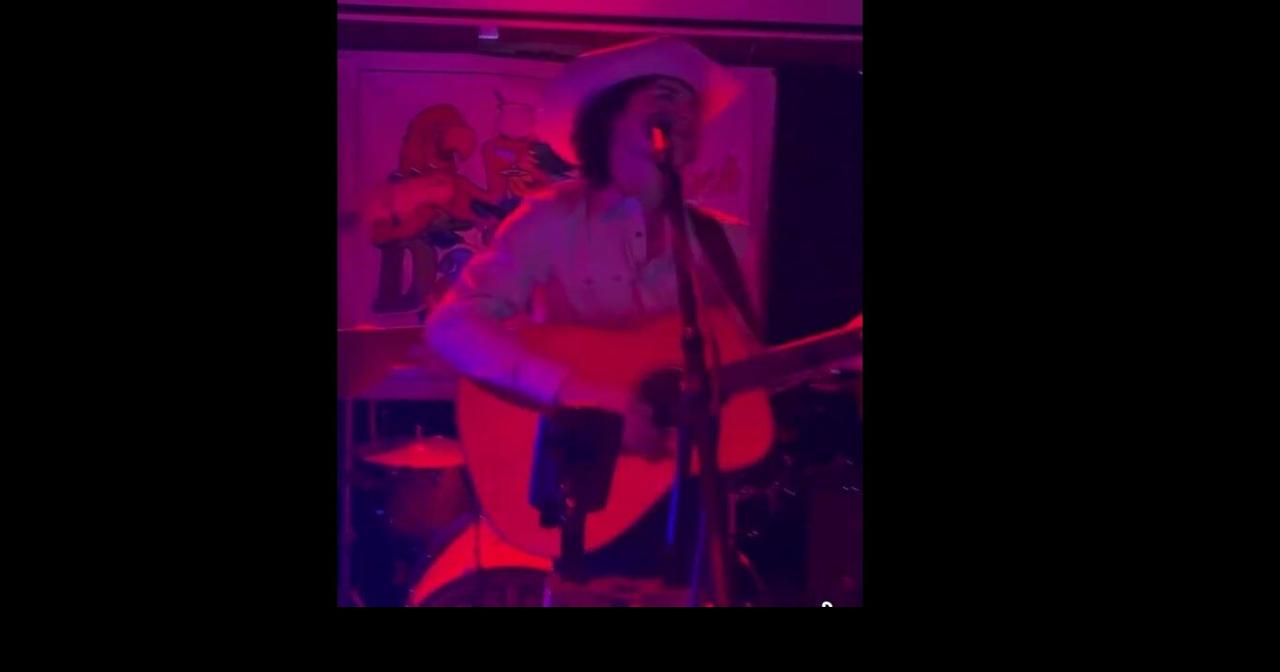 Before 'American Idol,' John Foster played in Louisiana dive bars ...