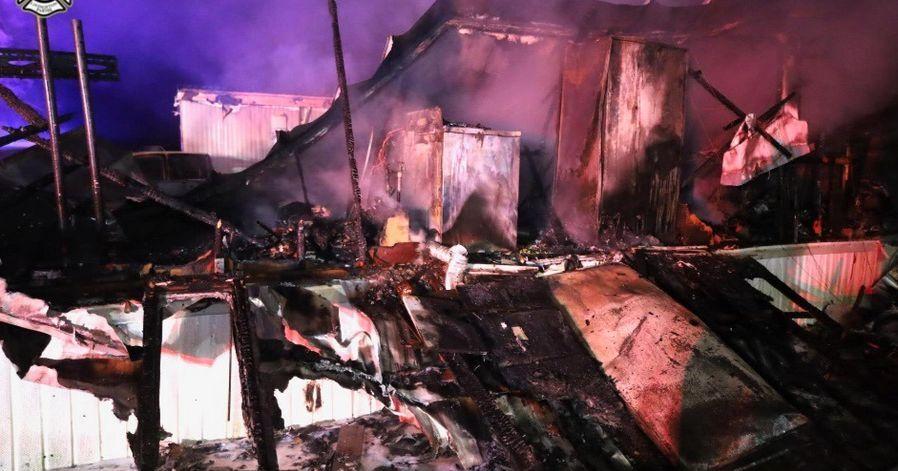 Man, two children killed in blazing mobile home fire | Crime/Police ...
